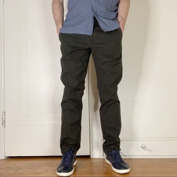 Club Monaco Men’s Davis Slim Fit Polka Dot Chino Pant 30x32 - Picture 1 of 8